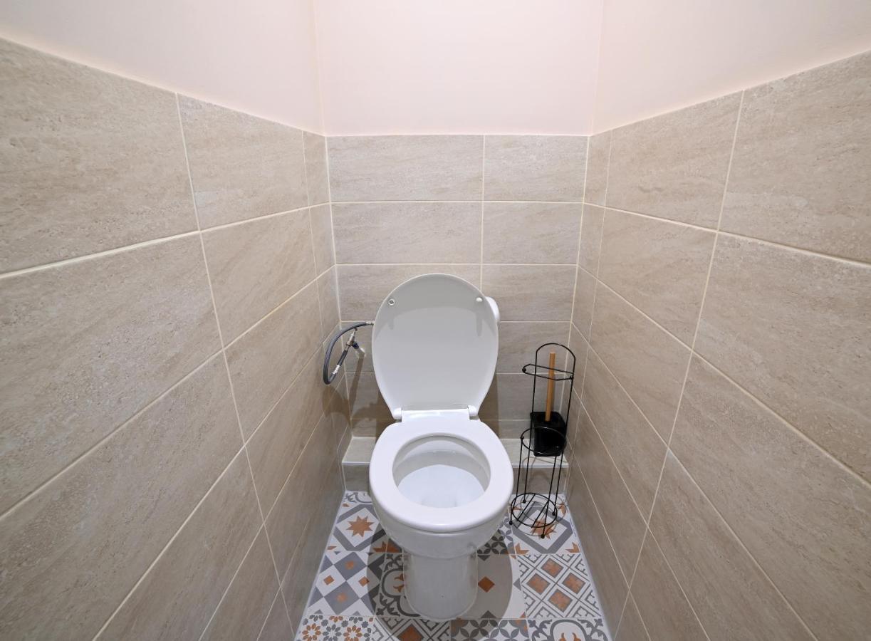 Maison Avec Spa Dans L'Hyper Centre De Poitiers Ngoại thất bức ảnh